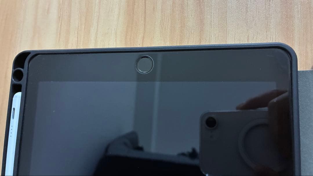 iPad 第九世代　グレー