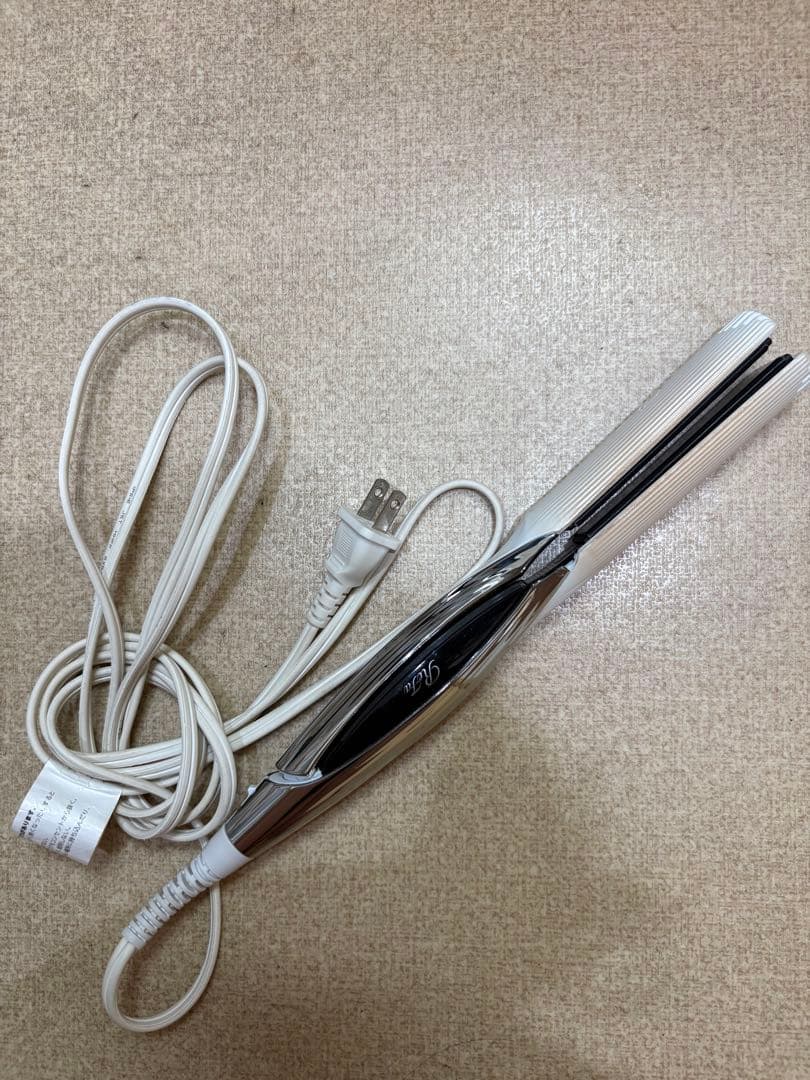 リファ ストレートアイロン ホワイト