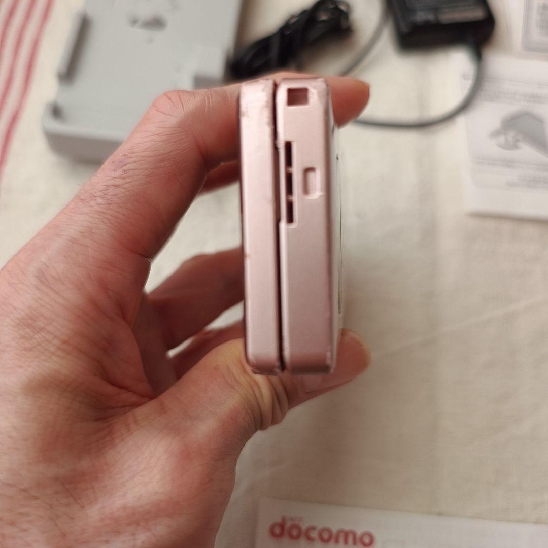 docomo foma p-03d ピンクゴールド