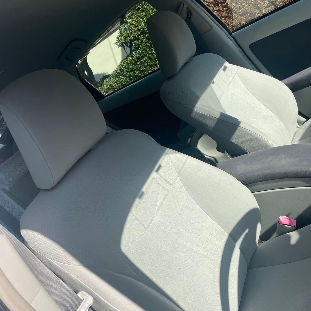 プリウス　30系　実質ワンオーナー　意外と綺麗