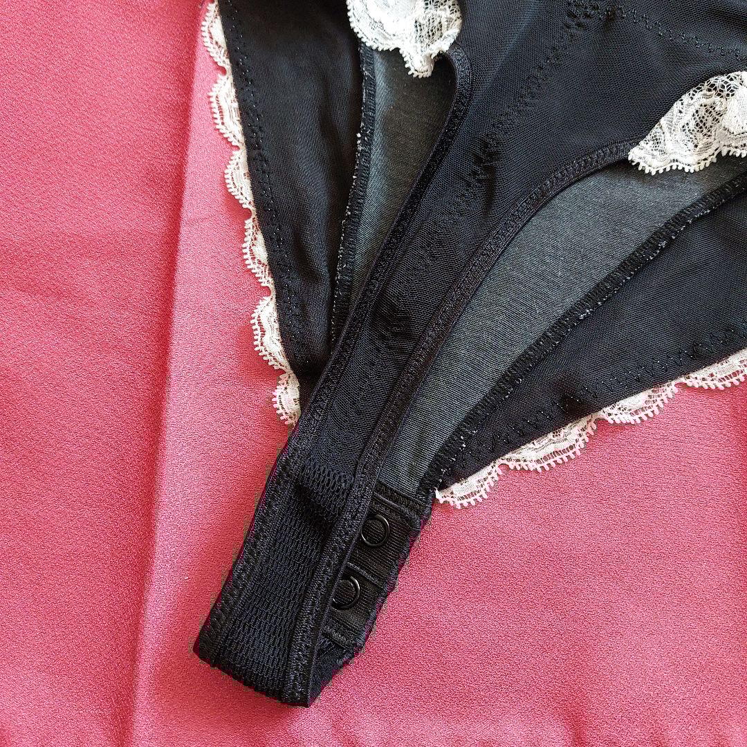 グラントイーワンズ　Tバックボディースーツ　F70M