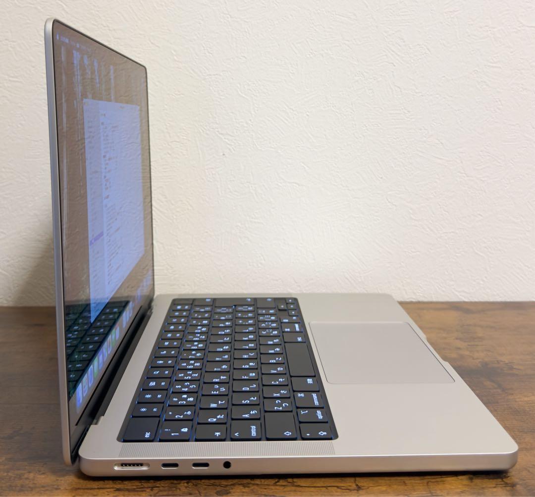 【美品】 MacBook Pro 14インチ M3 16GB 1TB シルバー