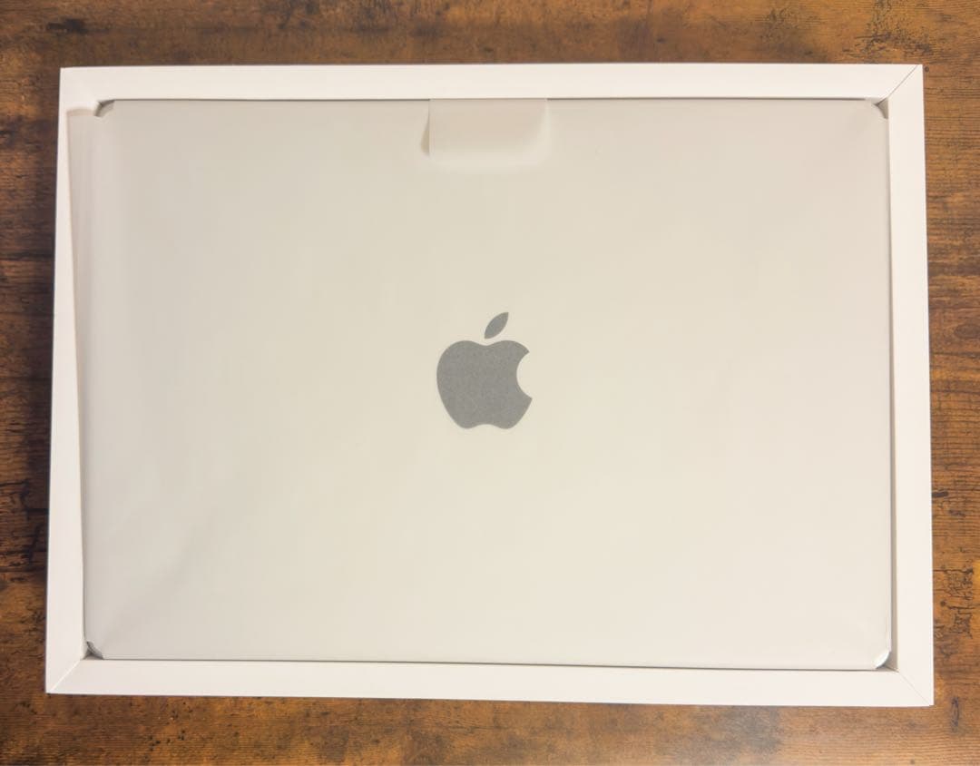 【美品】 MacBook Pro 14インチ M3 16GB 1TB シルバー