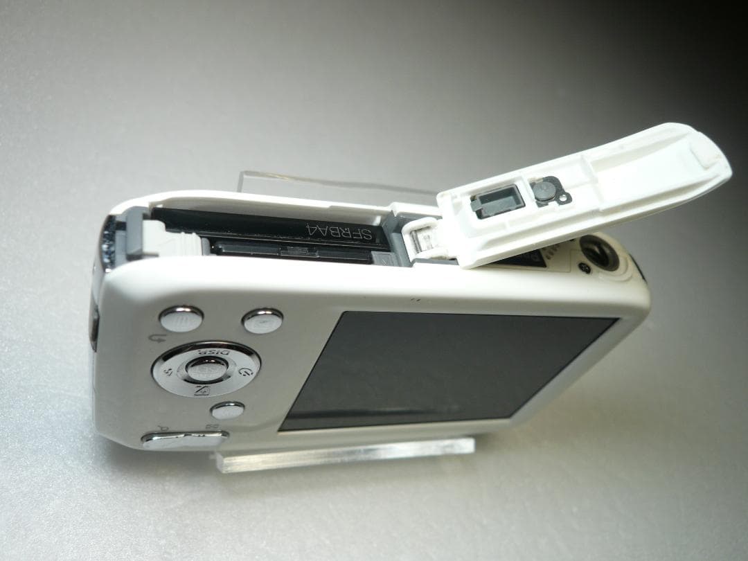 LUMIX★DMC-S2❤️可愛い白⭕️安心の実働品★光学4倍★1410万画素