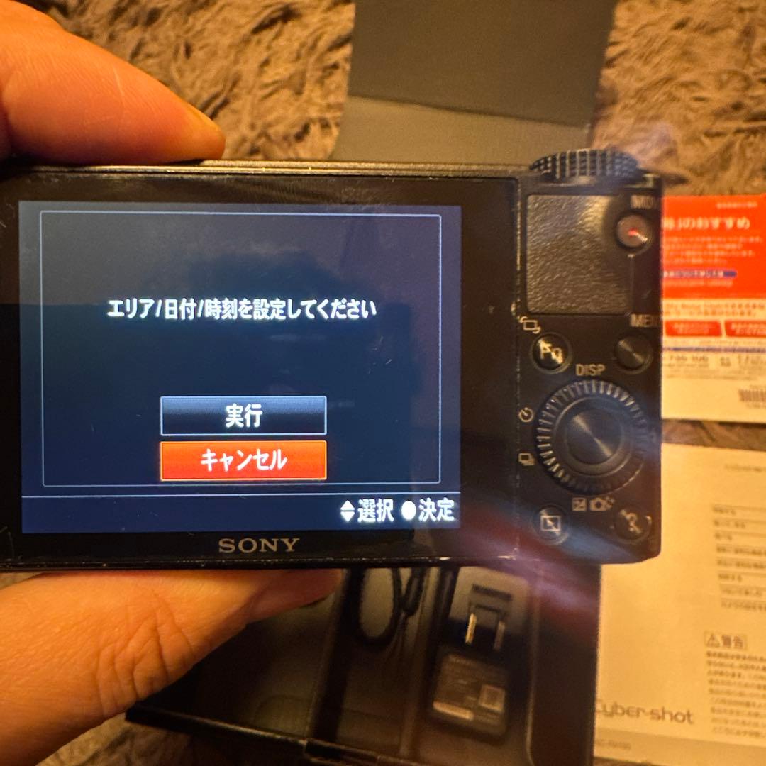 デジタルカメラ DSC-RX100