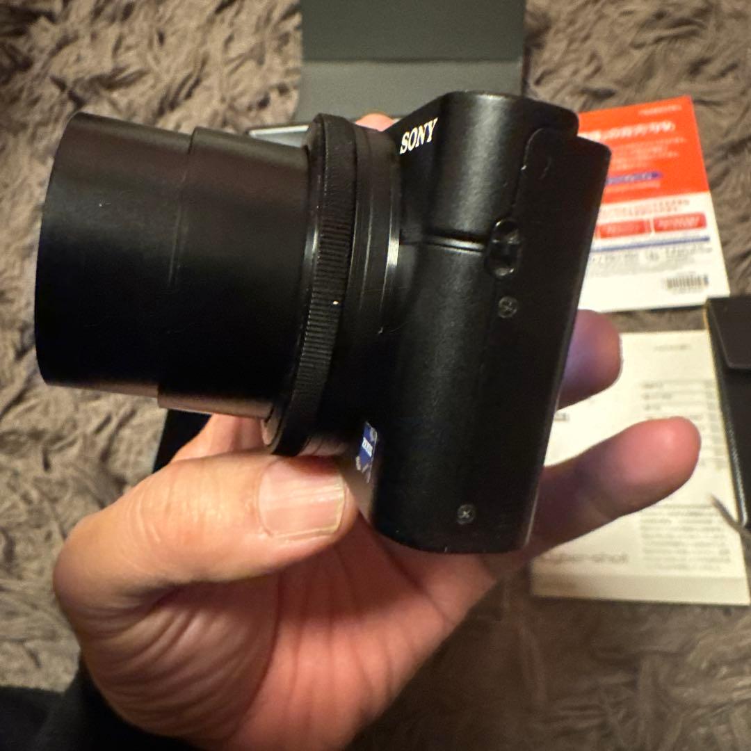 デジタルカメラ DSC-RX100