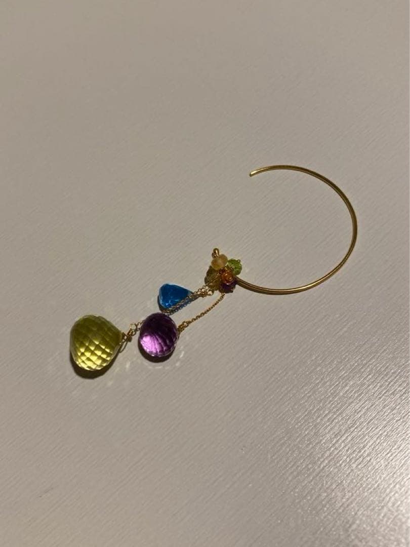 Sweet Pea 天然石フープピアス