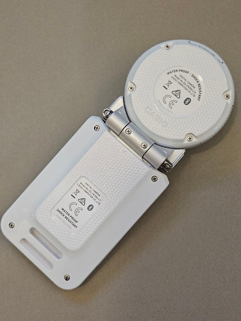 デジタルカメラ CASIO EXILIM EX-FR100LCT