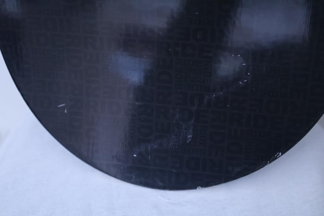 【美品】高速フリーラン RIDE スノボ 板 152cm スノーボード