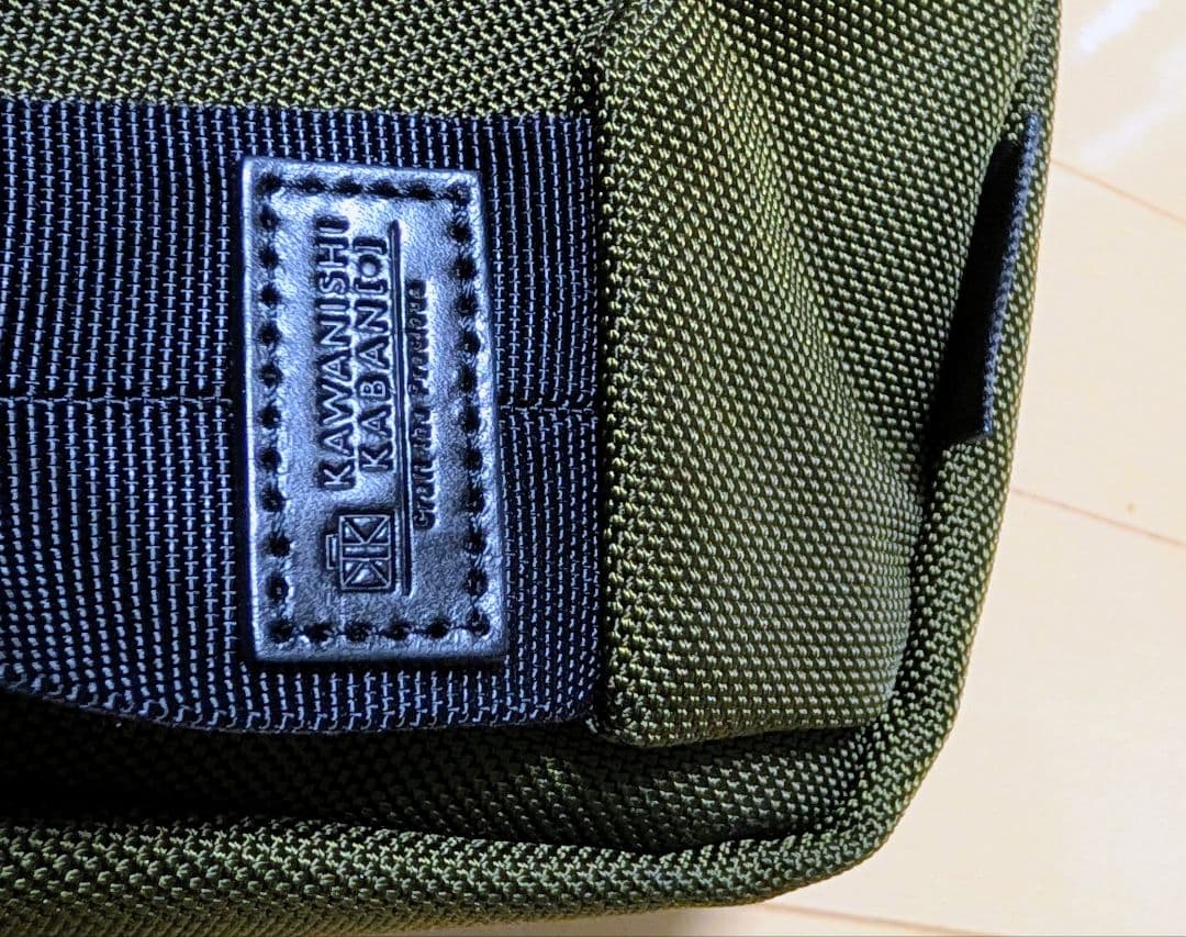 カワニシカバン　ラフ　コーデュラ lauff