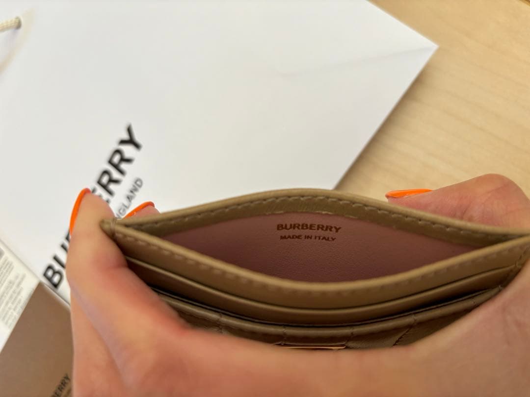 Burberry カードケース　新品未使用　ベージュ