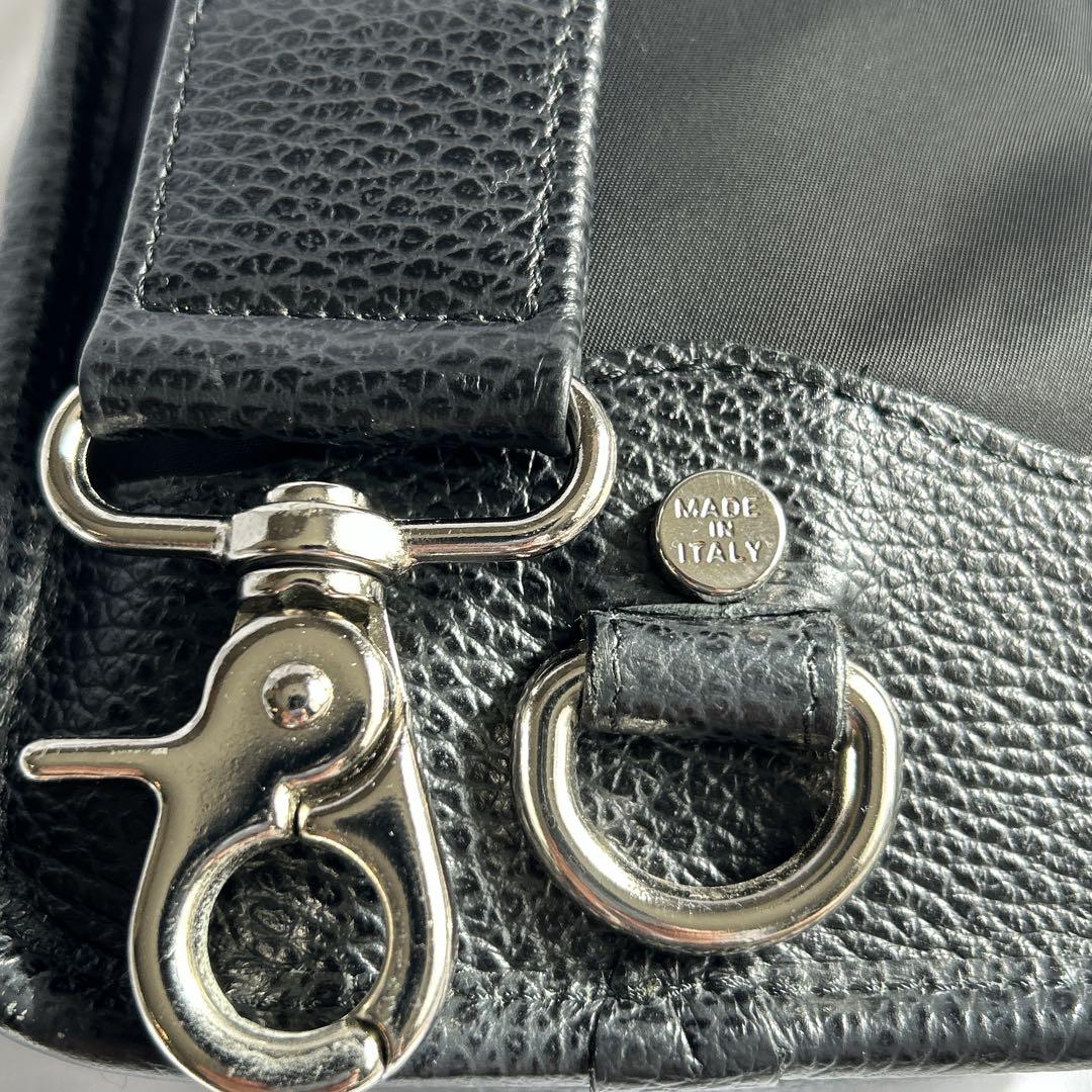 【未使用】オロビアンコ ボディバッグ イブリデロ 牛革 ワンショルダー イタリア