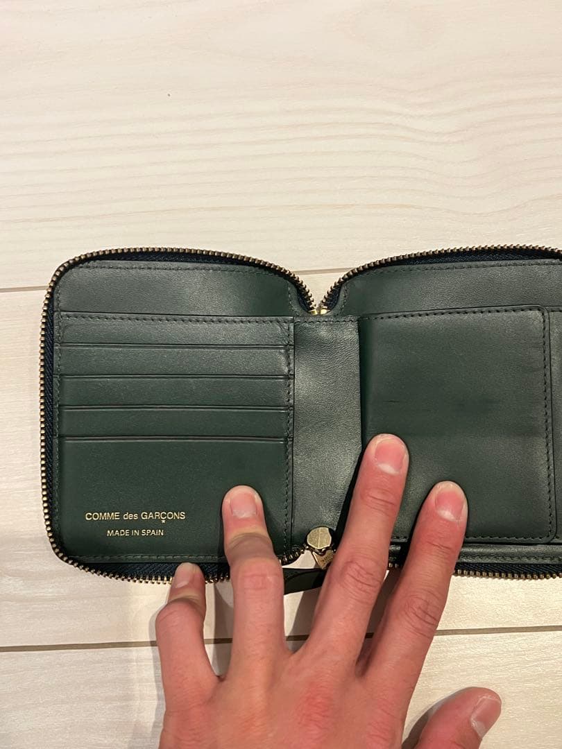ち*☆様 COMME des GARÇONS ダークグリーン 二つ折り財布 箱、