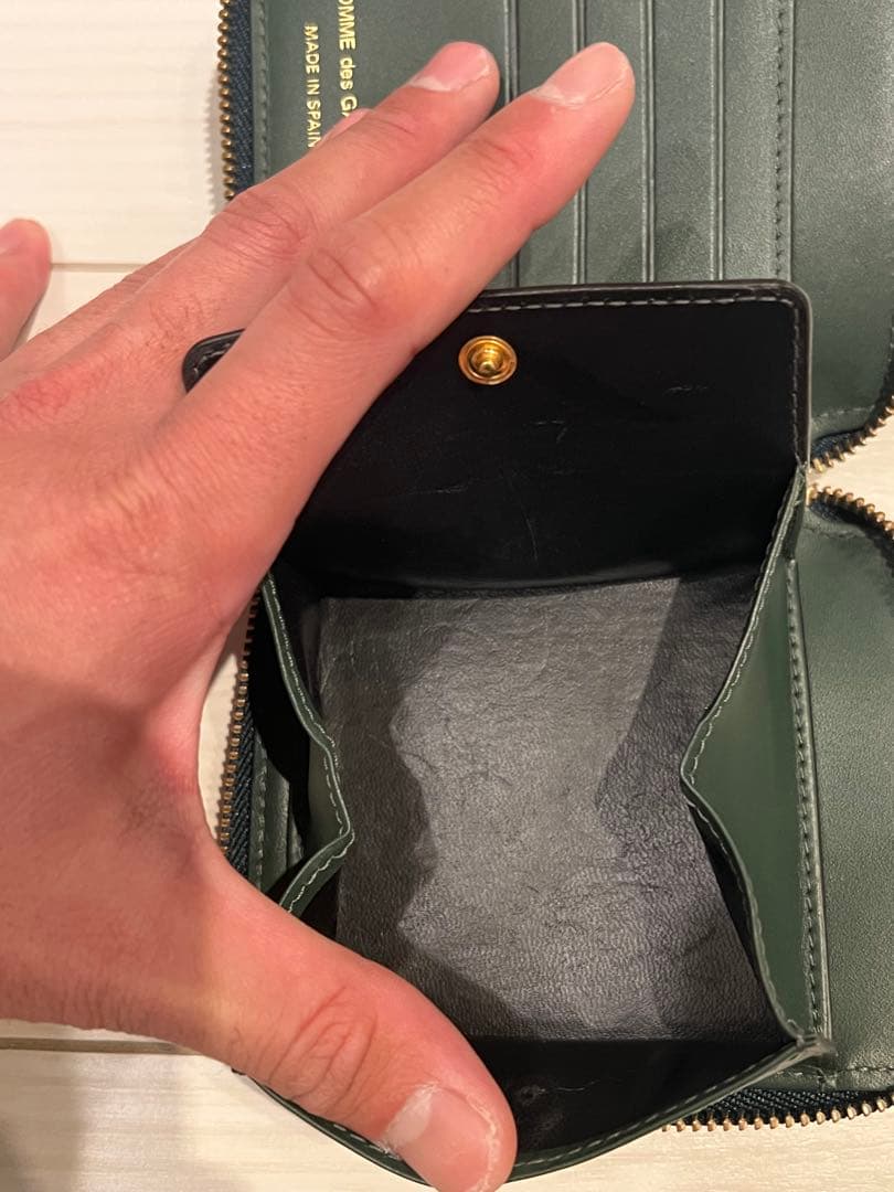 ち*☆様 COMME des GARÇONS ダークグリーン 二つ折り財布 箱、