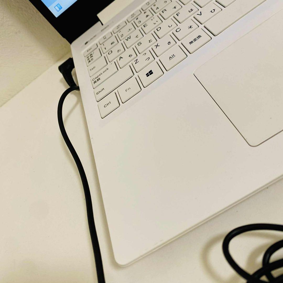 Y56 NECノートパソコンWEBカメラSSD高速Windows11オフィス付き