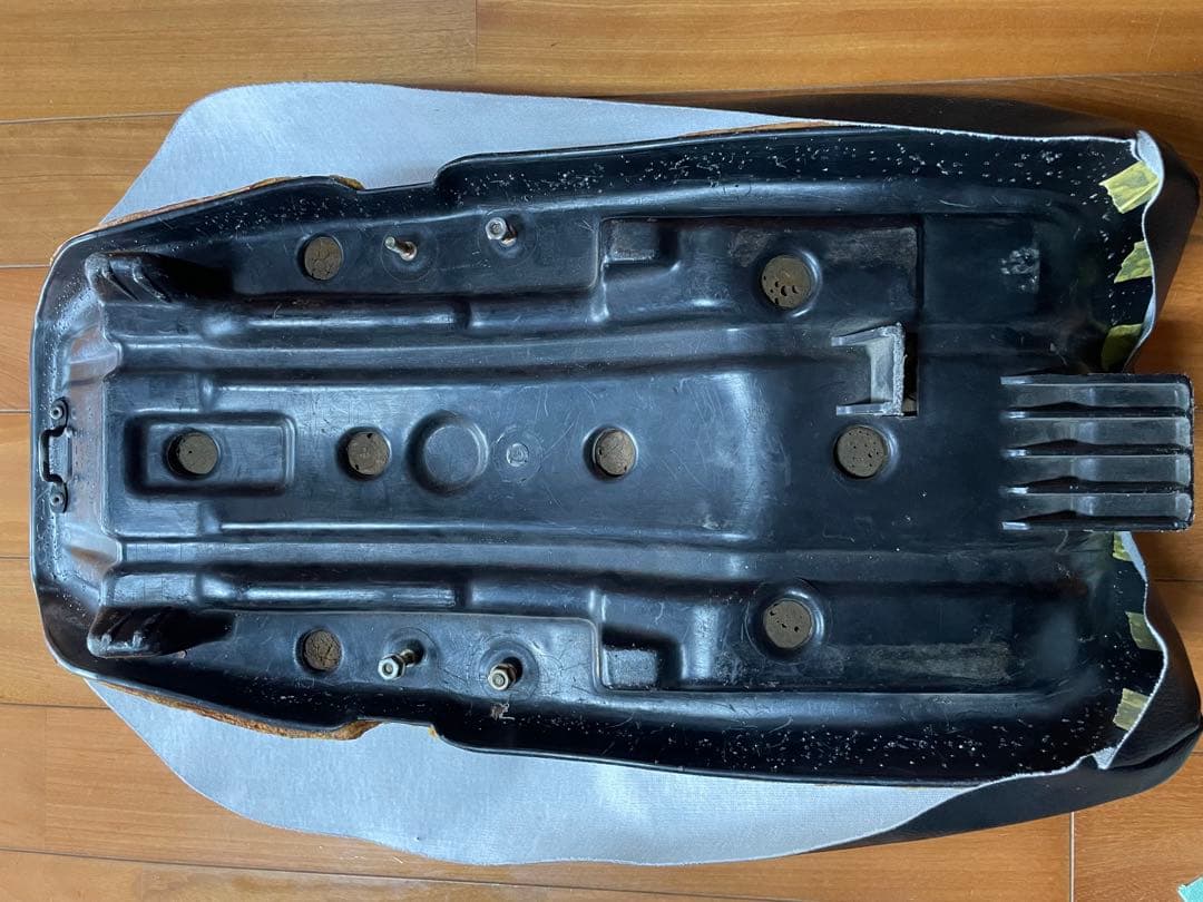 CBR400F 純正シート ベース アンコ抜き タックロールカバー セット