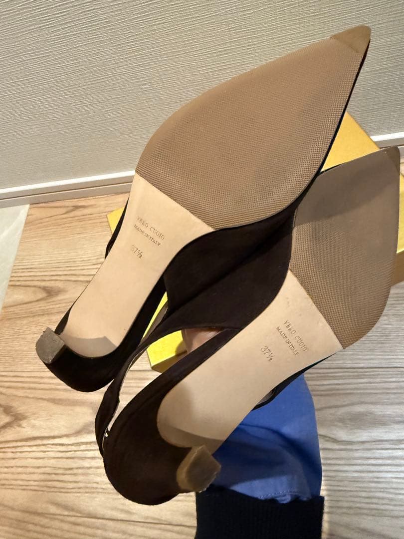 【ttams】BRENTELLAスエードバックストラップパンプス 37.5