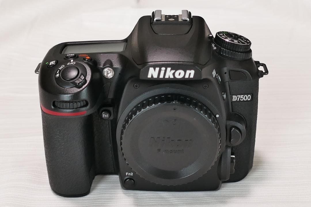 美品 NIKON D7500