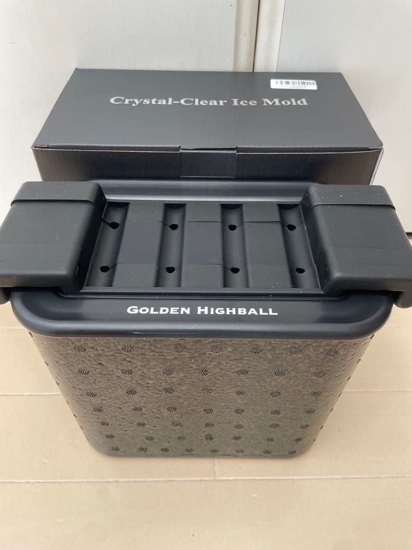 透明氷メーカー　ハイボールに！