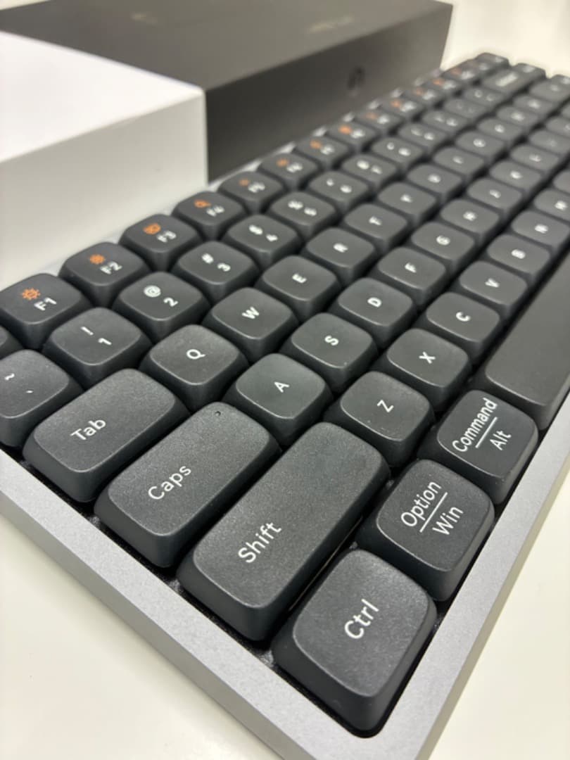 [ほぼ未使用品] Lofree FLOW ロープロファイルキーボード US配列