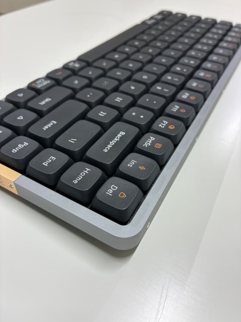 [ほぼ未使用品] Lofree FLOW ロープロファイルキーボード US配列