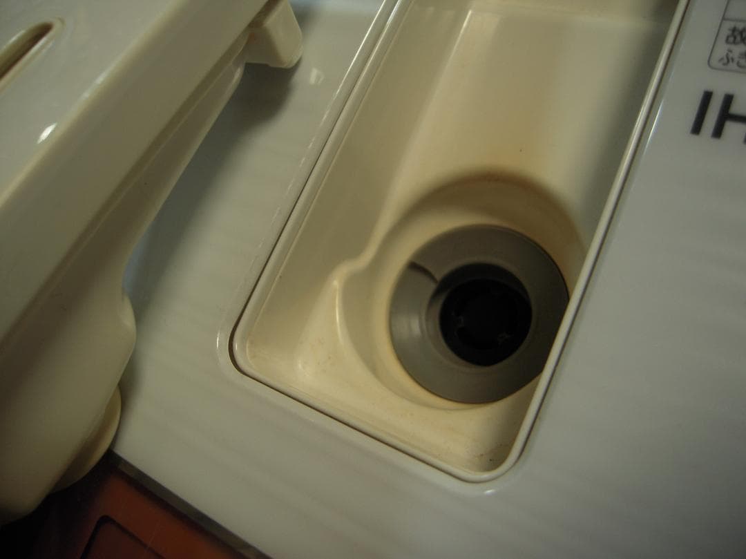 東芝　炊飯器　2021年製　RC-4ZPJ 本羽釜　2.5合炊き