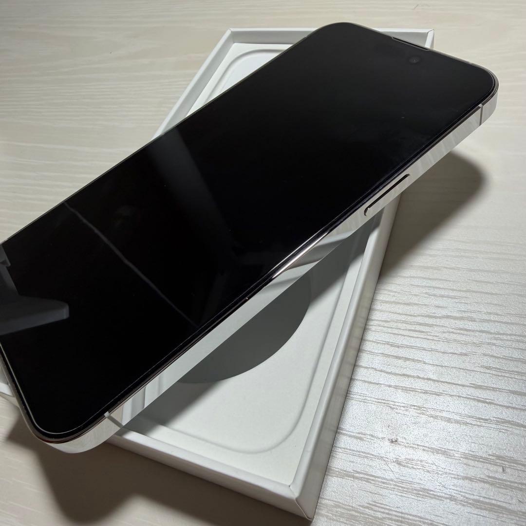 iPhone 14 Pro Max 256GB シルバー SIMフリー