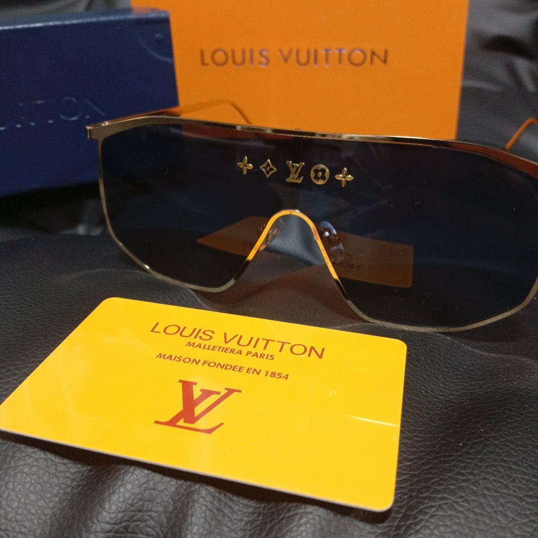 LOUIS VUITTON ブルーサングラス ゴールデンマスク