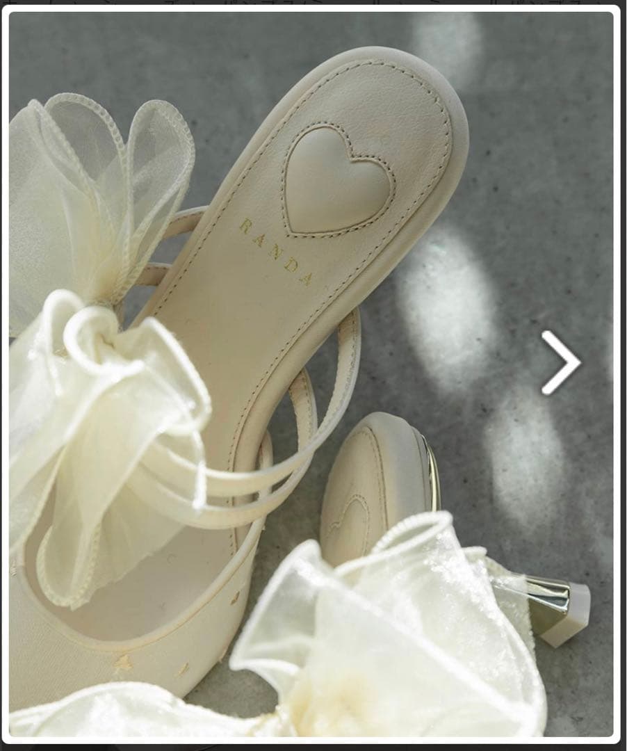 RANDA シフォンリボンハートミュールパンプス アイボリー　Sサイズ