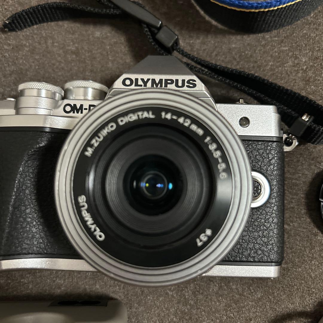 OLYMPUS OM-D E-M10 Mark Ⅲ