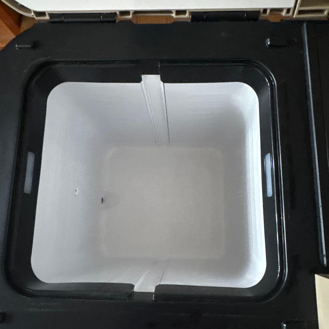 HIKOKI 冷温庫 デジタルディスプレイ付き