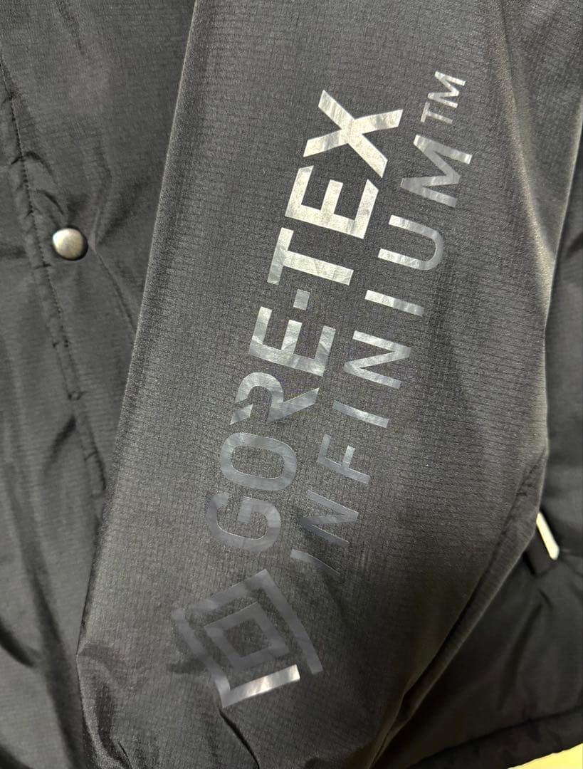 +Phenix GORE-TEX INFINIUM 中綿COACH JACKET