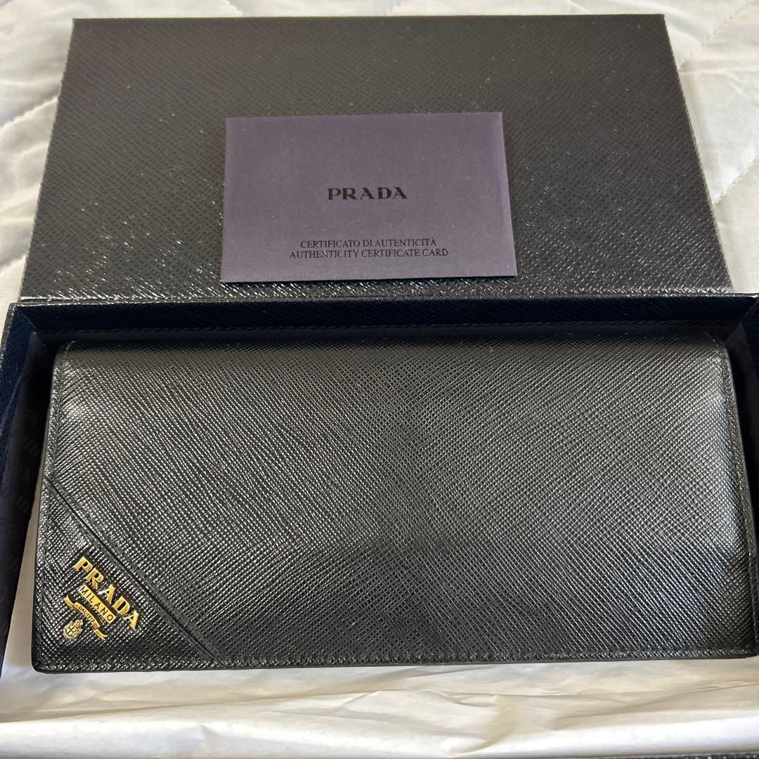 【美品】プラダ 長財布　サフィアーノレザー 黒