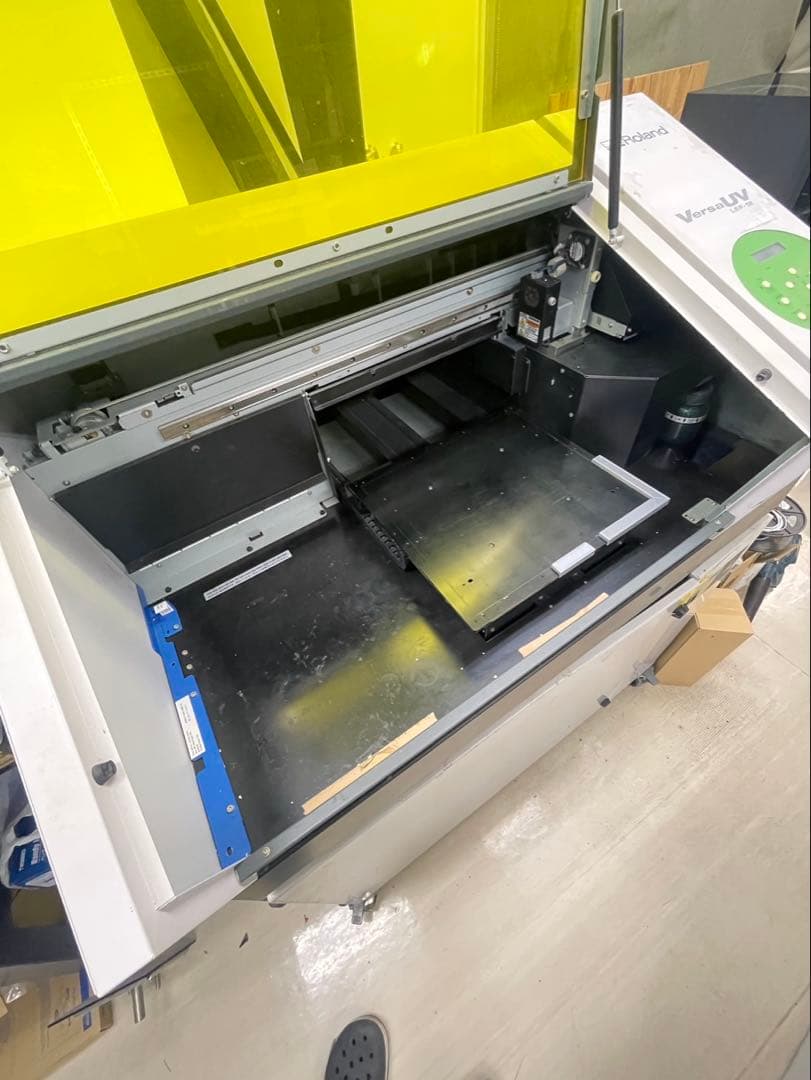Roland VersaUV LEF12 業務用プリンター