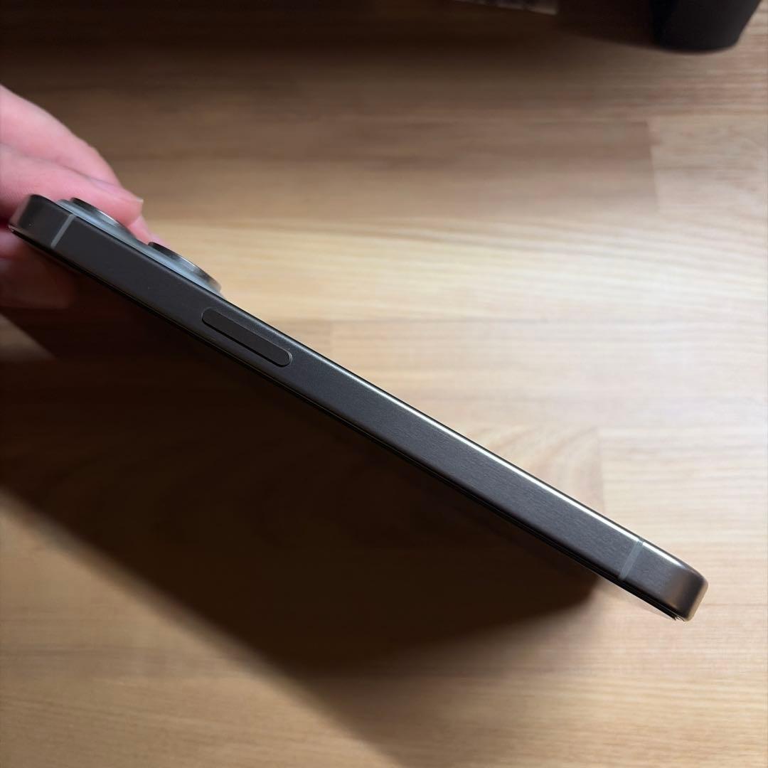 【残量98%】iPhone 15 Pro 512GB / ナチュラルチタニウム