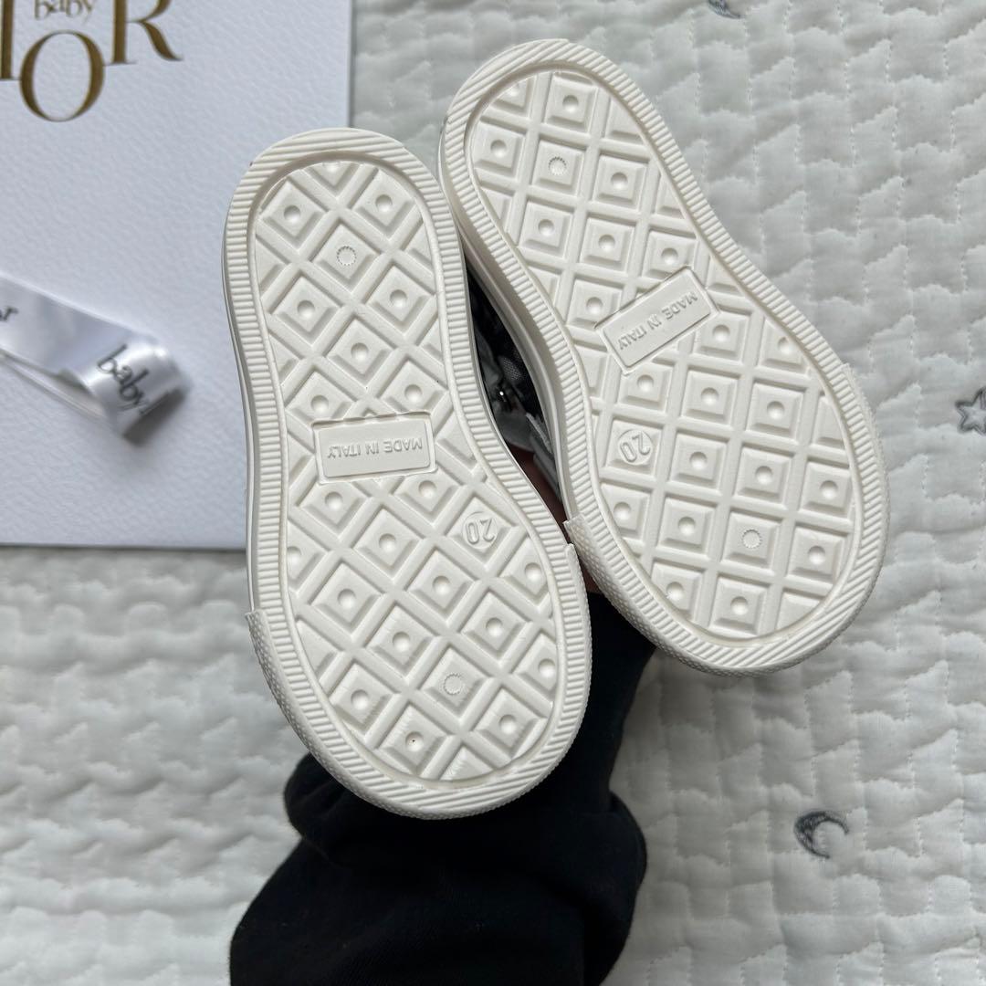 【新品】DIOR ベビー ハイトップスニーカー　12.5センチ