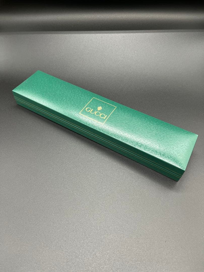 稼働品 GUCCI 腕時計 新品電池交換 レディース シェリーライン 緑 金