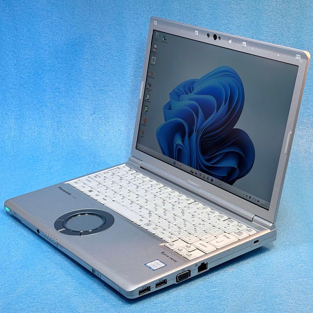 【軽量988g✨】ノートパソコン レッツノートDVDドライブ、初心者マニュアル付