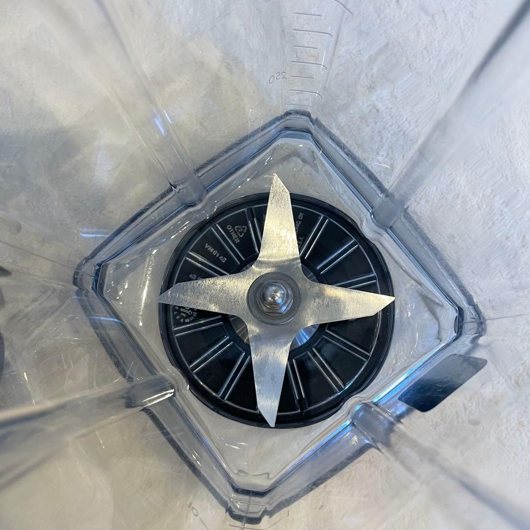 バイタミックス E310 ブレンダープロフェッショナルグレード 1.4Lブラック