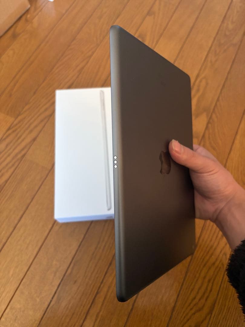 Apple ipad 第7世代 32GB バテッリー容量100%