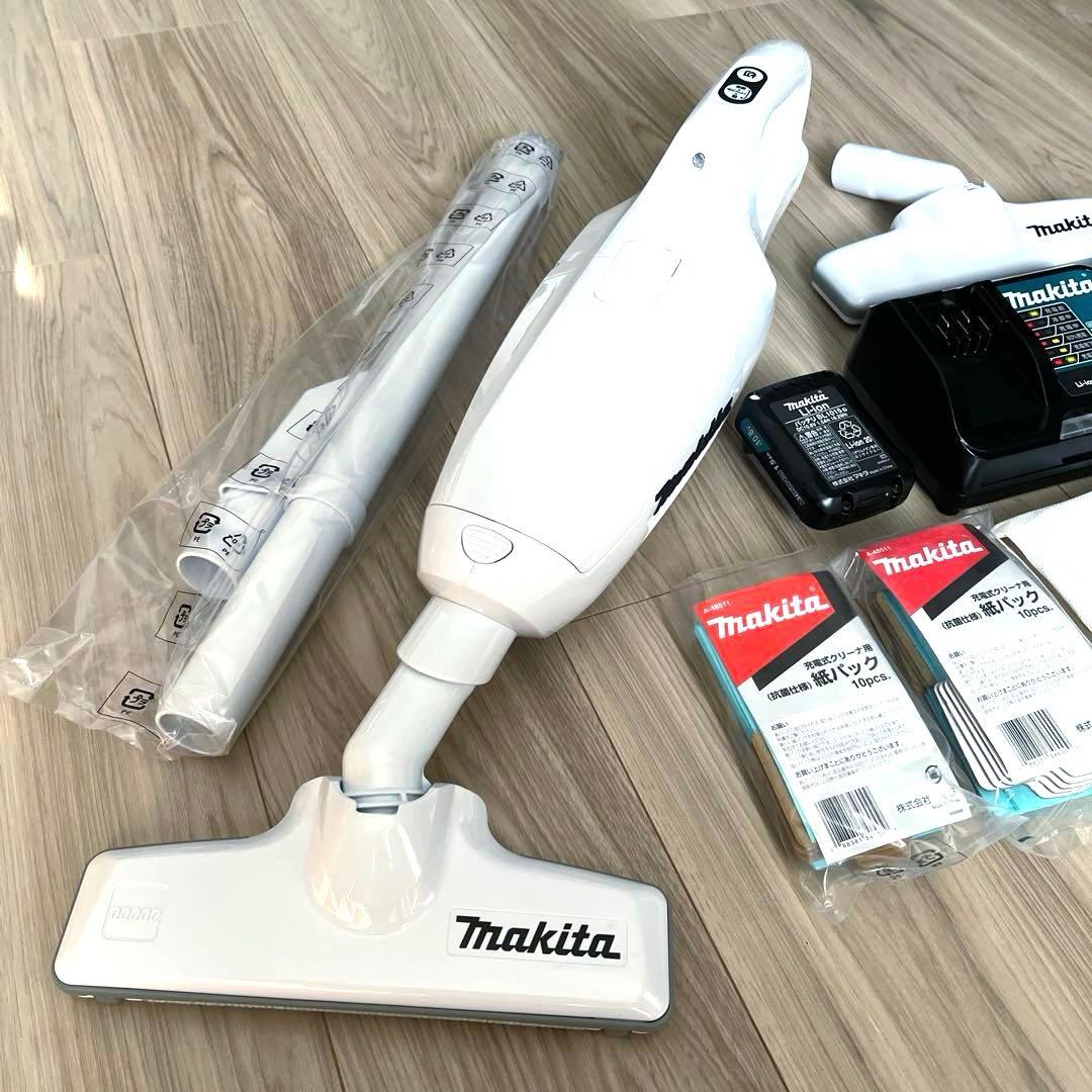 makita充電式クリーナー　CL107FD
