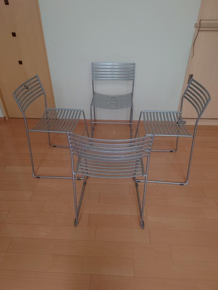 シルバー ストライプデザイン 椅子4脚セット