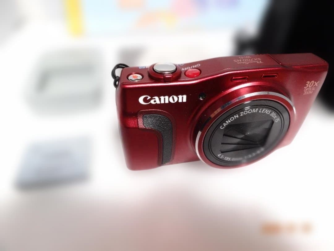値下げ　美品　30倍ズーム　Canon コンデジ SX700HS　 レッド