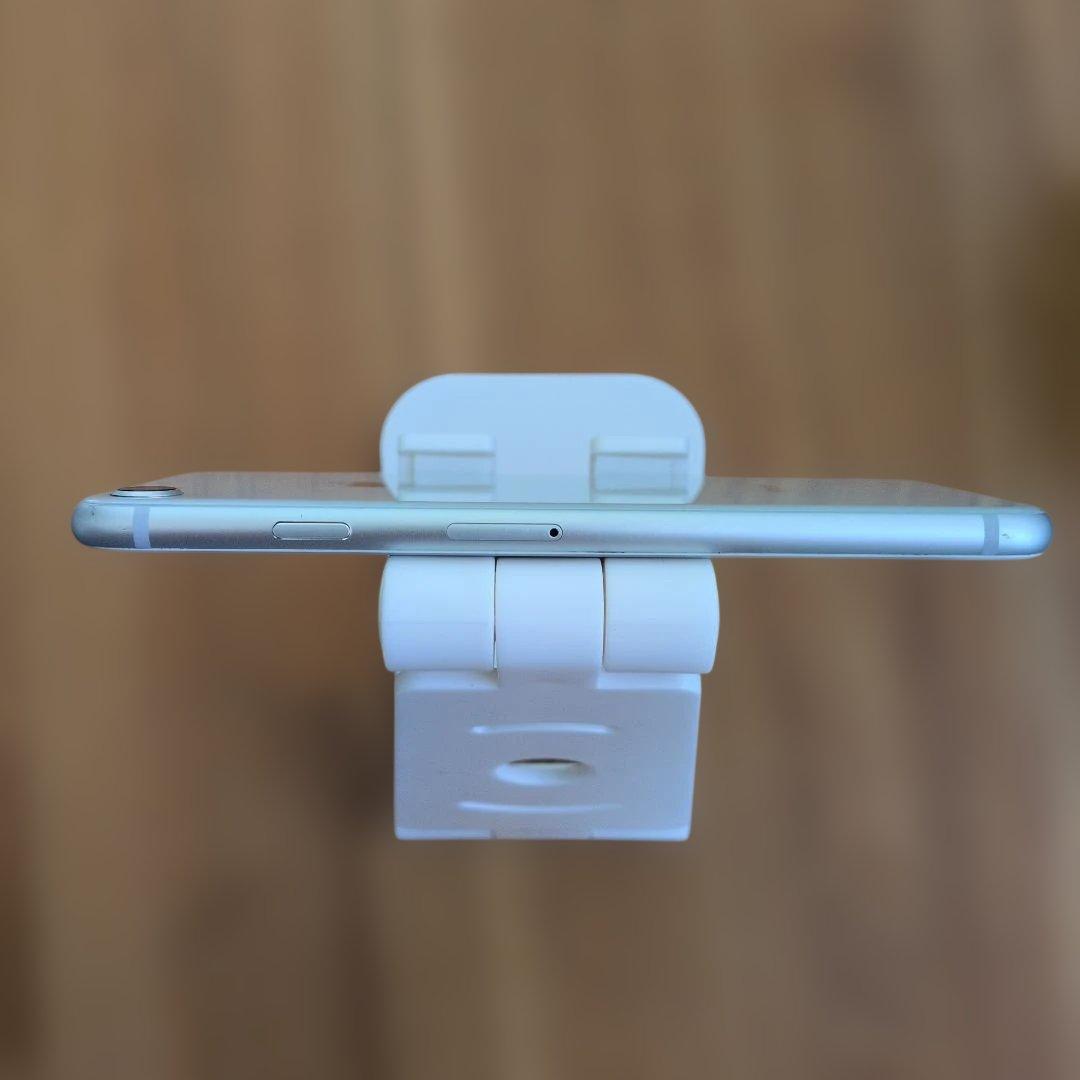 iPhone8 シルバー 256GB