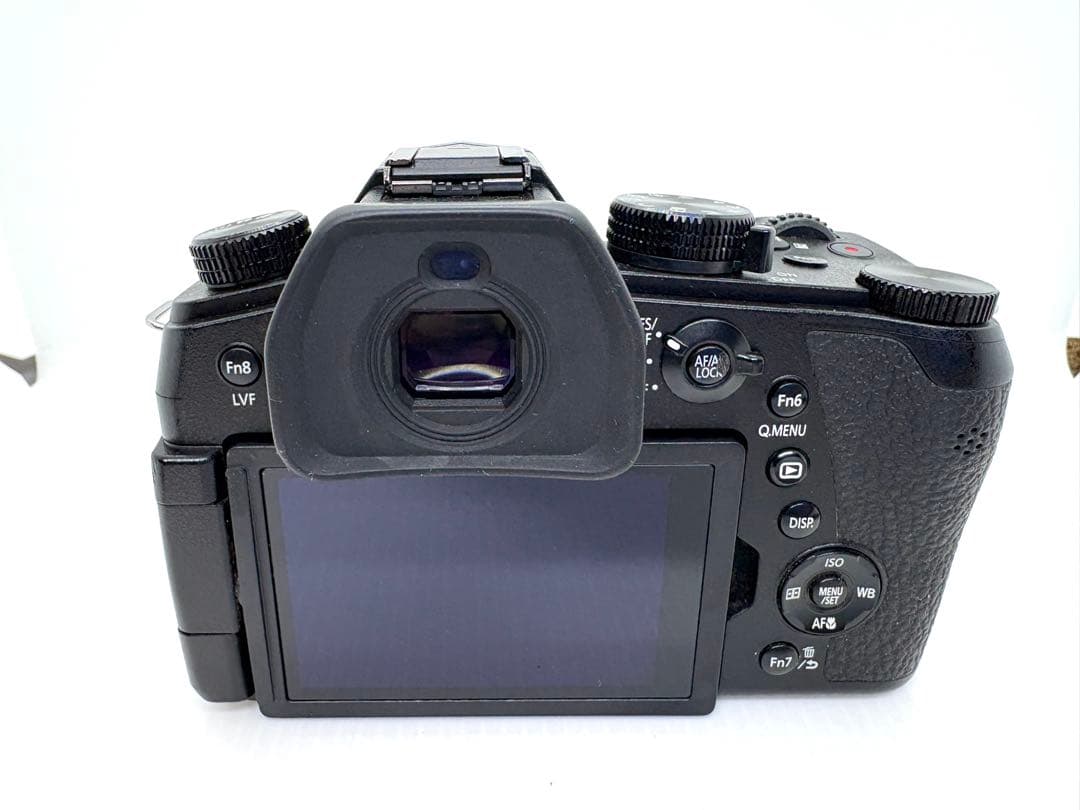 Panasonic デジカメ　ルミックス　DC-FZ1000M2