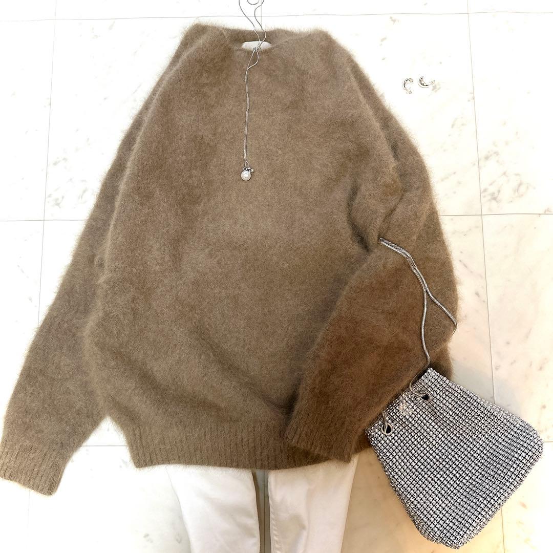 美品　イエナ　IÉNA ボトルネックプルオーバー　ニット　セーター　ラクーン