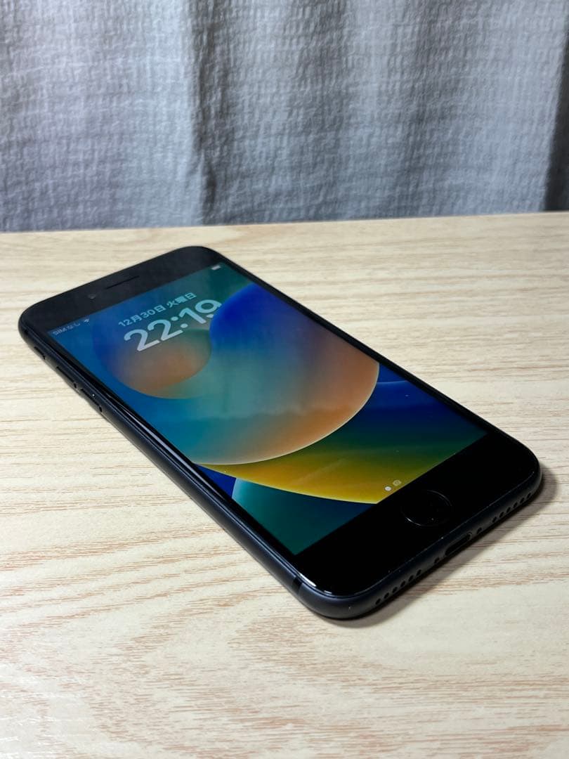♫ 美品 Apple iPhone 8 ブラック SIMフリー