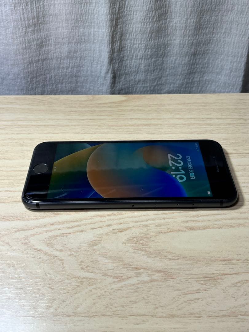 ♫ 美品 Apple iPhone 8 ブラック SIMフリー