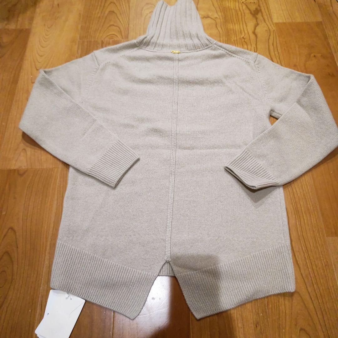 ドゥーズィエムクラス　JADE　タートルネックプルオーバー　ベージュ