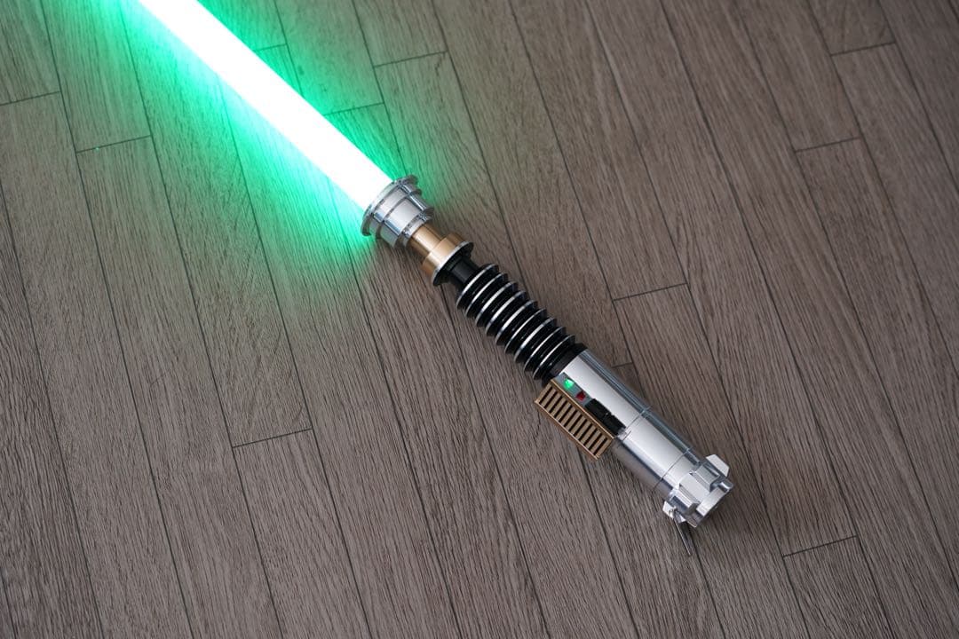 【スターウォーズ】ライトセーバー　ルーク　マンダロリアン　レプリカ　ネオピクセル